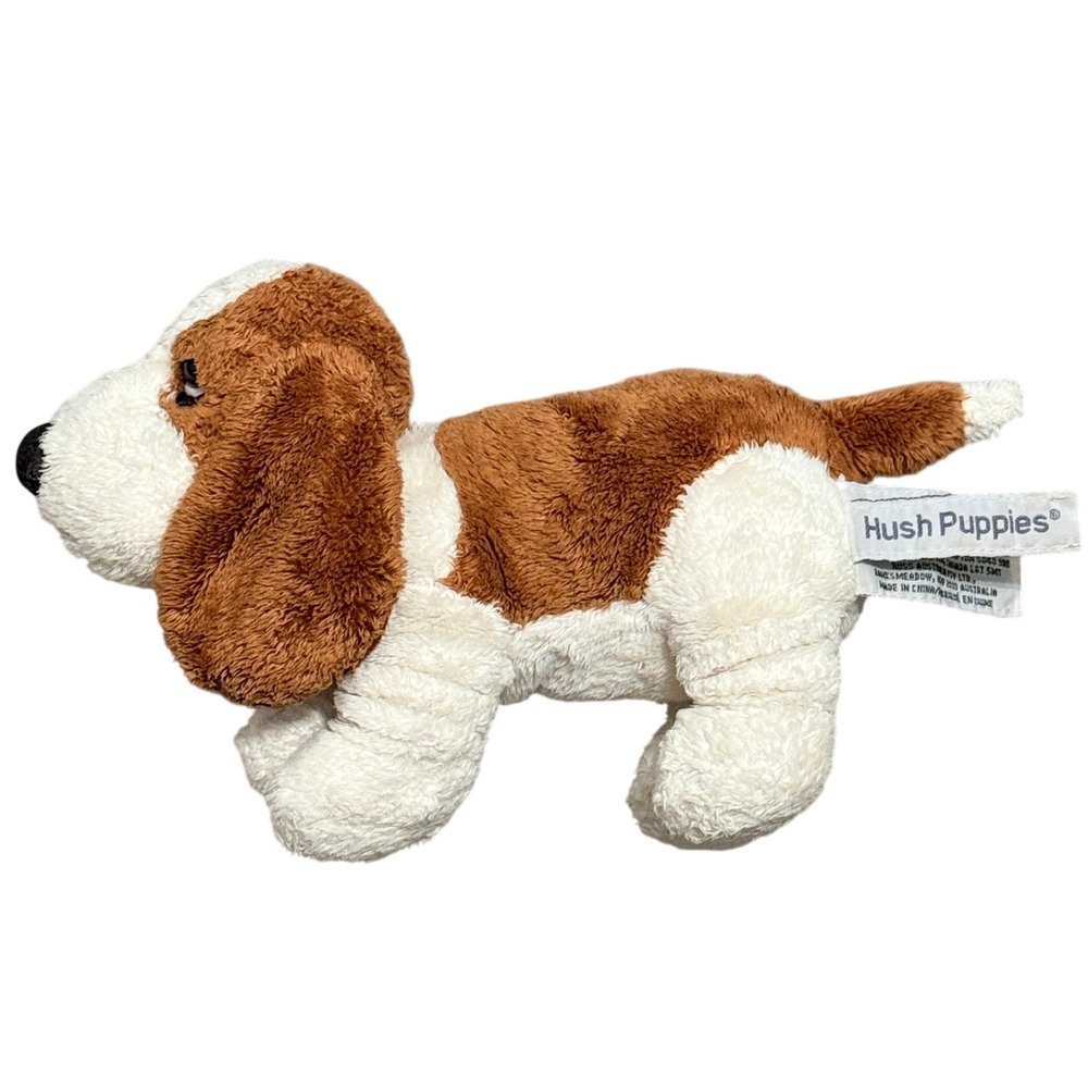Hush Puppies Russ Berrie Basset Hound Plush Dog Bean Bag Brown White 9.5 inch
